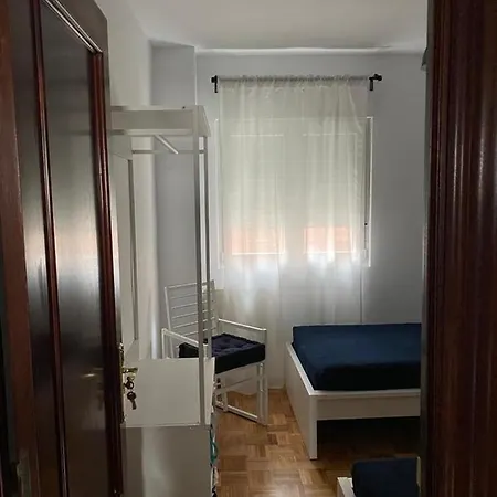 Tranquilo Piso En Cimadevilla * Gijón